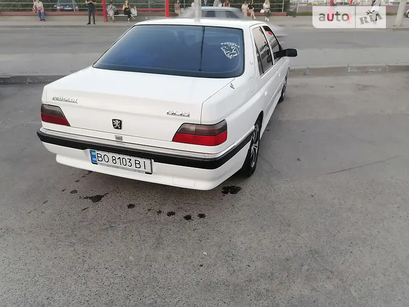 Peugeot 605