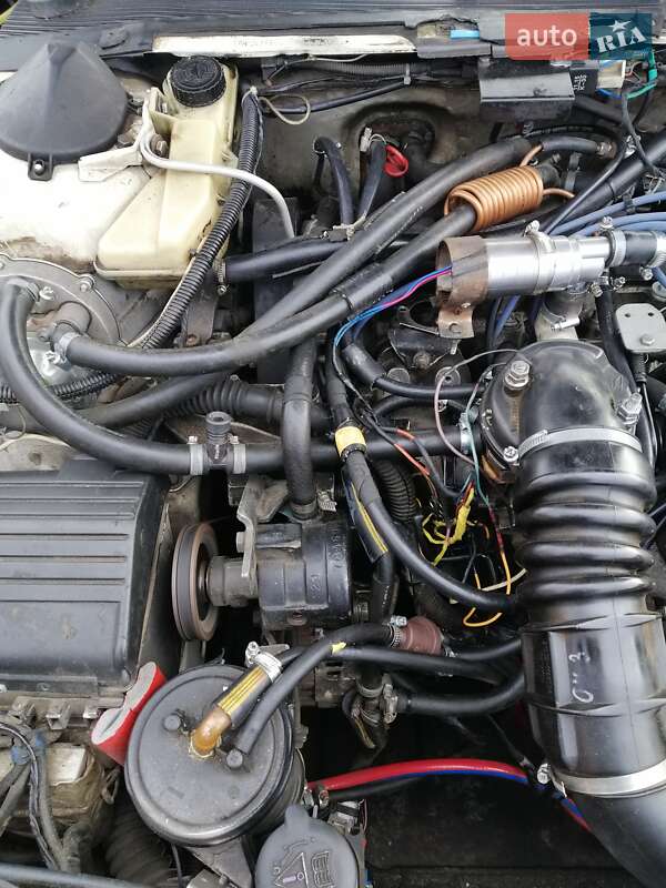 Седан Peugeot 605 1990 в Львові