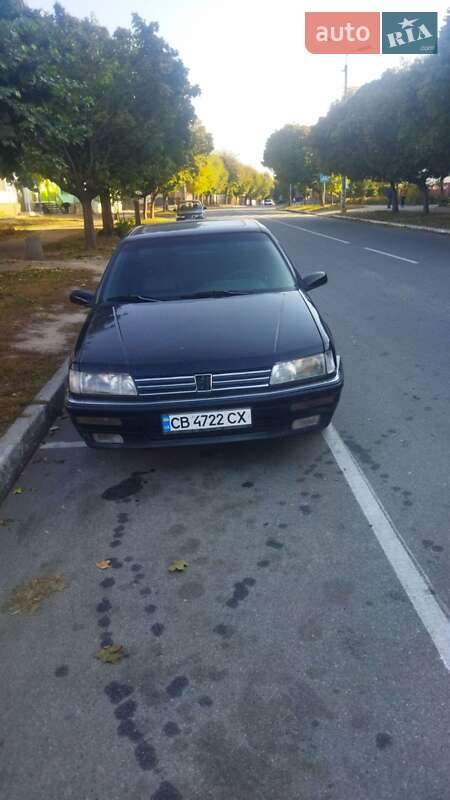 Седан Peugeot 605 1991 в Городне