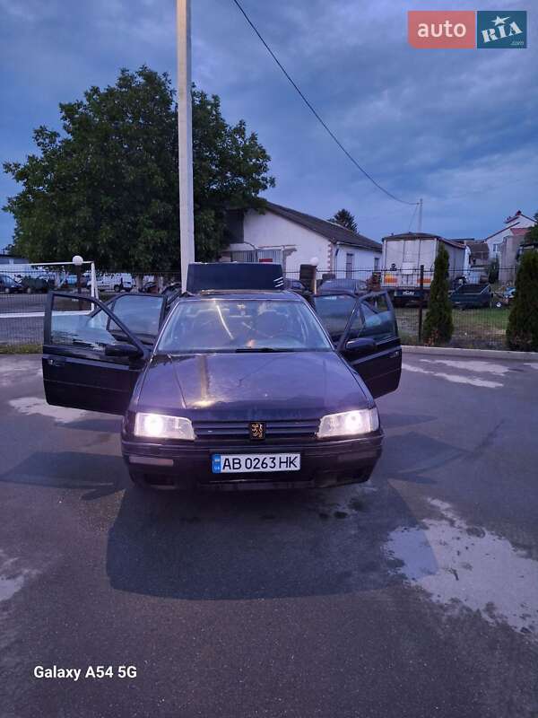 Седан Peugeot 605 1991 в Бару