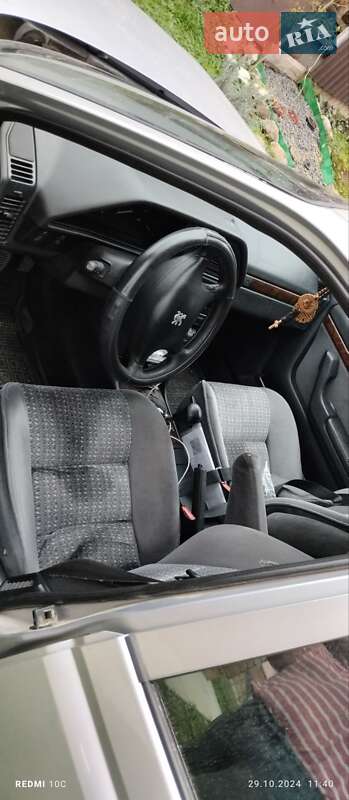 Седан Peugeot 605 1998 в Самборі