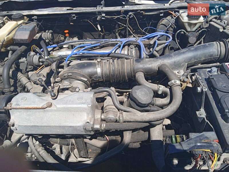 Седан Peugeot 605 1990 в Черкасах