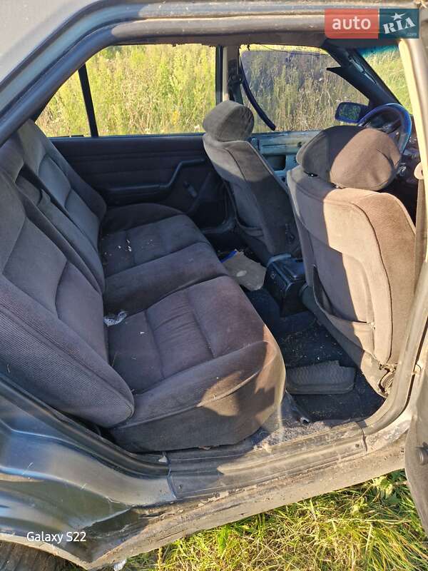 Седан Peugeot 605 1991 в Житомирі