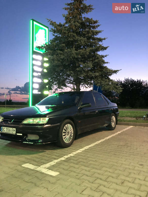 Седан Peugeot 605 1995 в Буську
