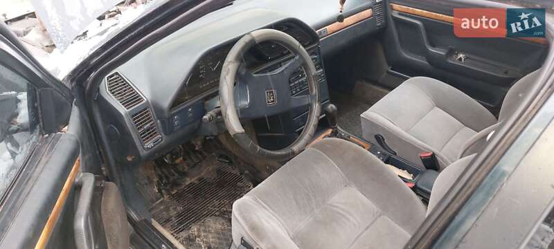 Седан Peugeot 605 1991 в Львове