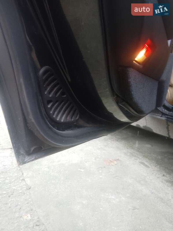 Седан Peugeot 605 1999 в Калиновке