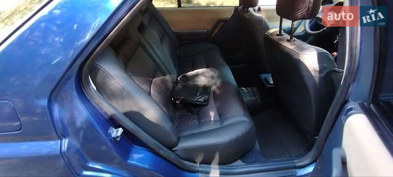 Седан Peugeot 605 1990 в Славуті