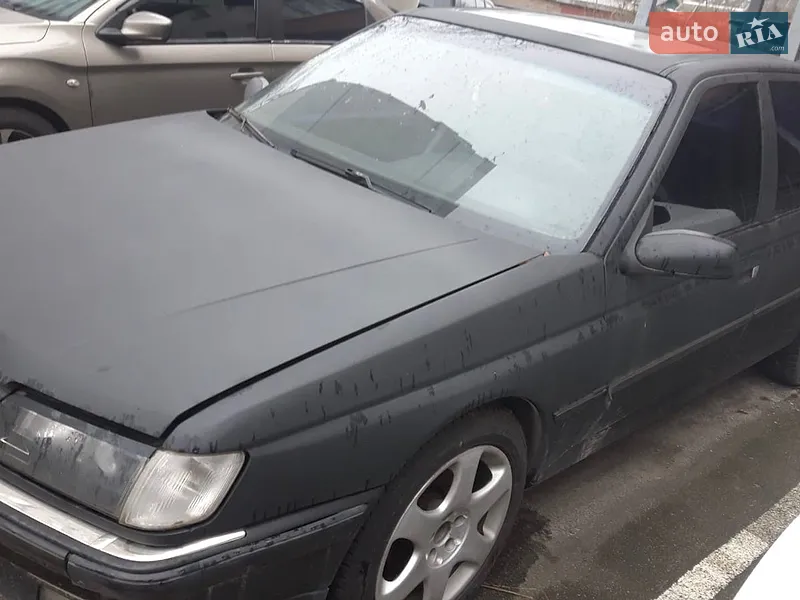 Peugeot 605