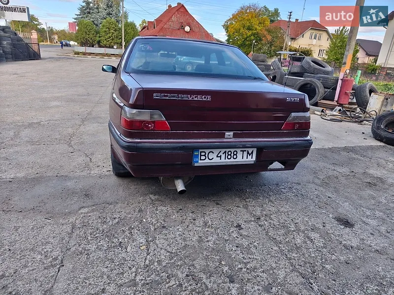 Peugeot 605