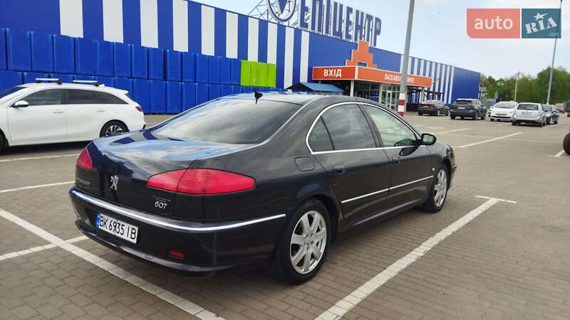 Седан Peugeot 607 2005 в Дубні