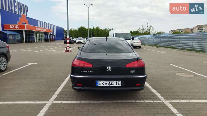 Седан Peugeot 607 2005 в Дубні