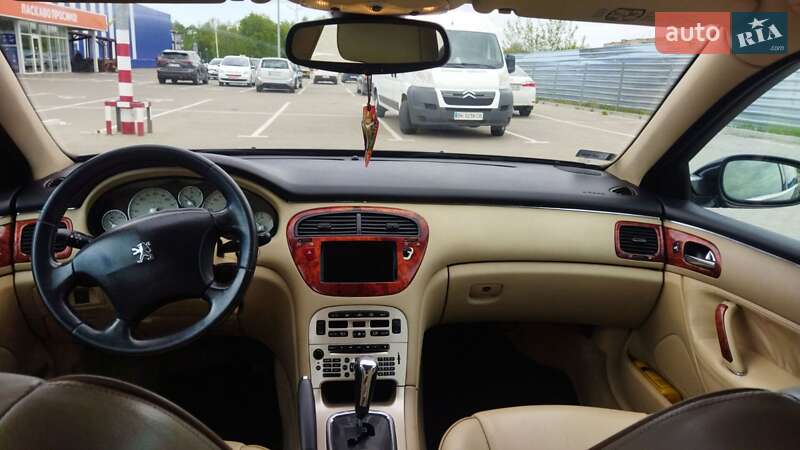 Седан Peugeot 607 2005 в Дубні