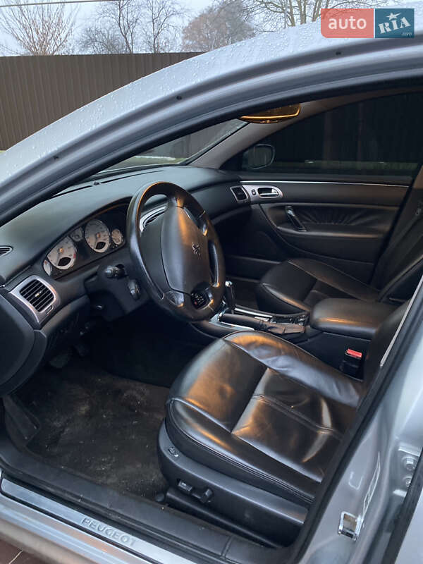 Седан Peugeot 607 2008 в Киверцах