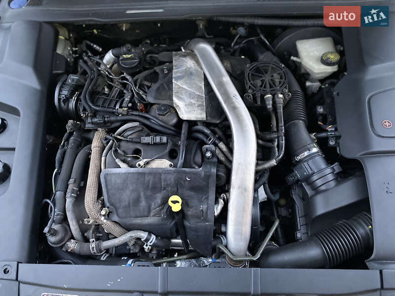 Седан Peugeot 607 2008 в Киверцах