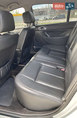 Седан Peugeot 607 2005 в 