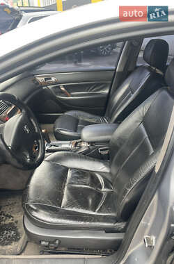 Седан Peugeot 607 2004 в 