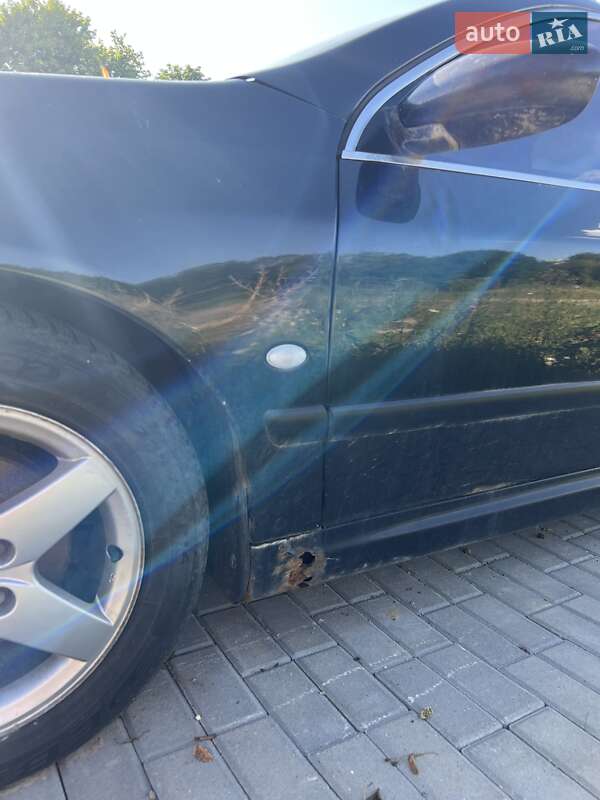 Седан Peugeot 607 2003 в Рівному