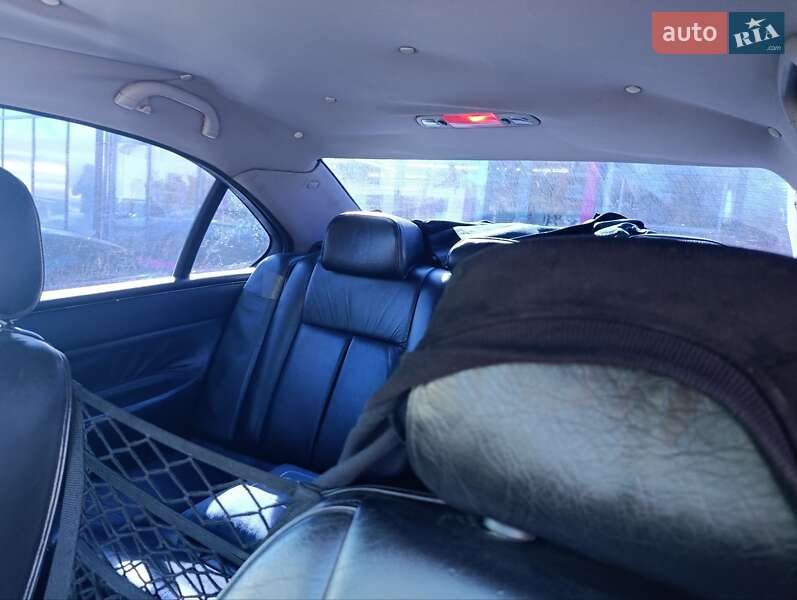 Седан Peugeot 607 2000 в Пирятині