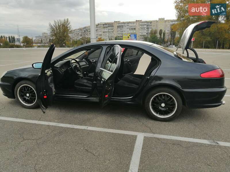 Peugeot 607 2003
