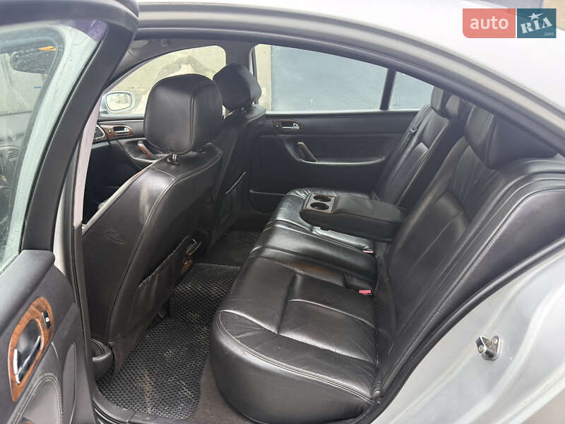 Седан Peugeot 607 2003 в Тернополе