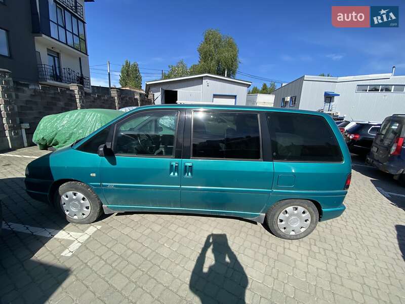 Минивэн Peugeot 806 2000 в Ровно