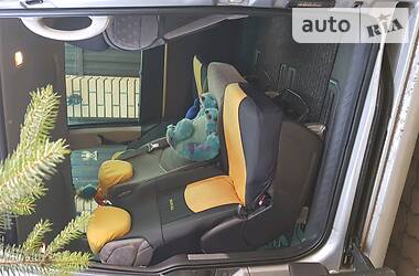Мінівен Peugeot 807 2004 в 