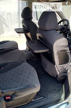 Минивэн Peugeot 807 2004 в 