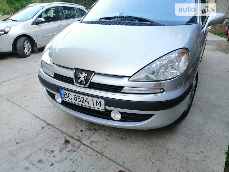 Минивэн Peugeot 807 2003 в Львове