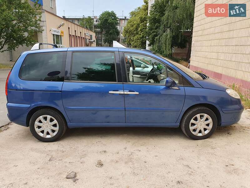Минивэн Peugeot 807 2006 в Сумах