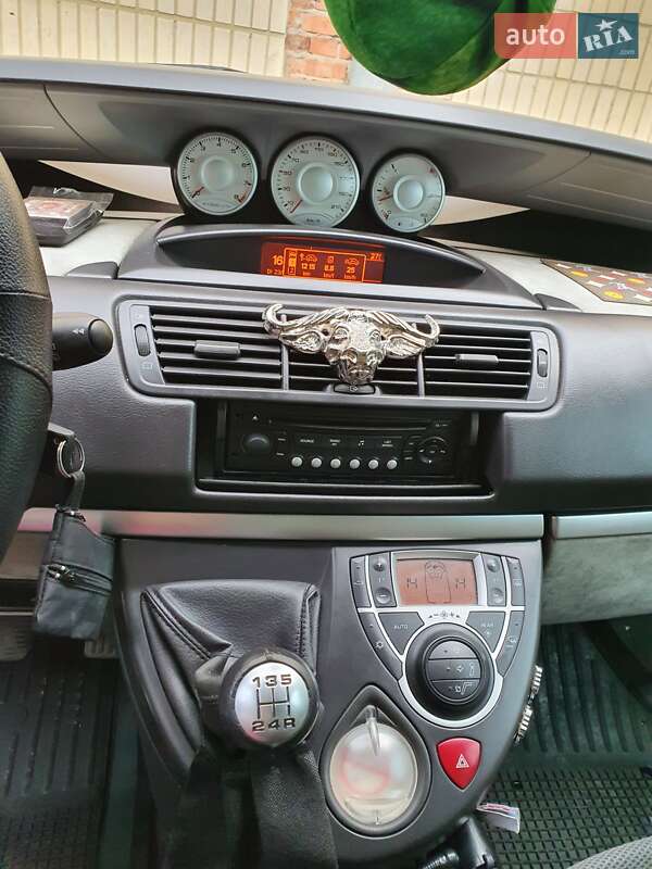 Минивэн Peugeot 807 2006 в Сумах