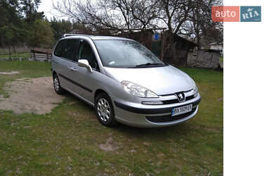 Мінівен Peugeot 807 2003 в Кам'янському