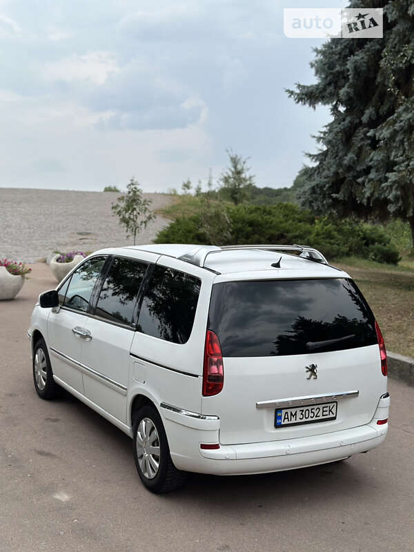 Минивэн Peugeot 807 2011 в Житомире