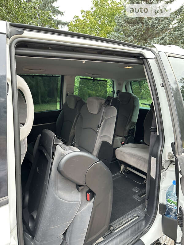 Минивэн Peugeot 807 2011 в Житомире