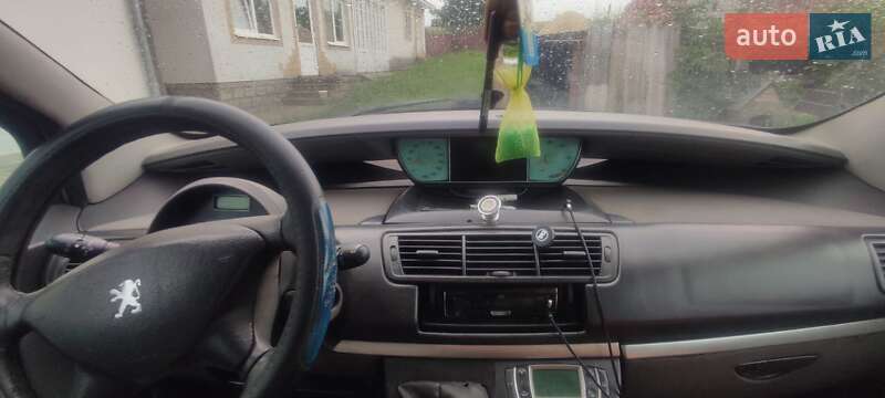 Мінівен Peugeot 807 2004 в Чернівцях