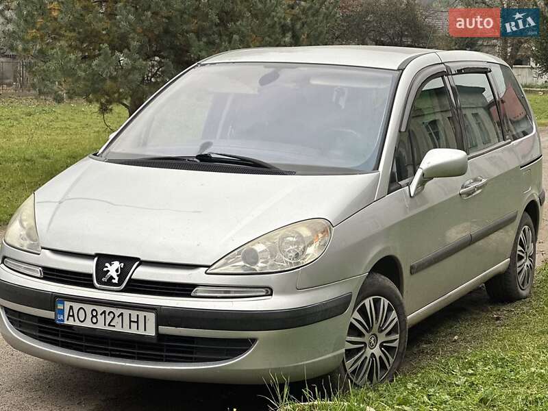 Peugeot 807 2005