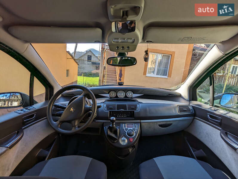 Мінівен Peugeot 807 2007 в Хусті