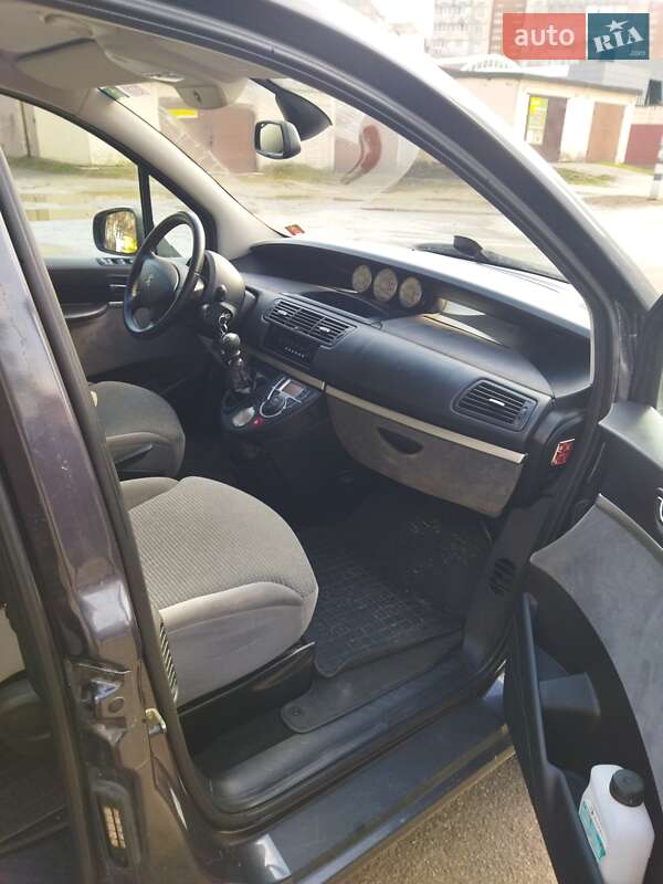 Минивэн Peugeot 807 2010 в Харькове