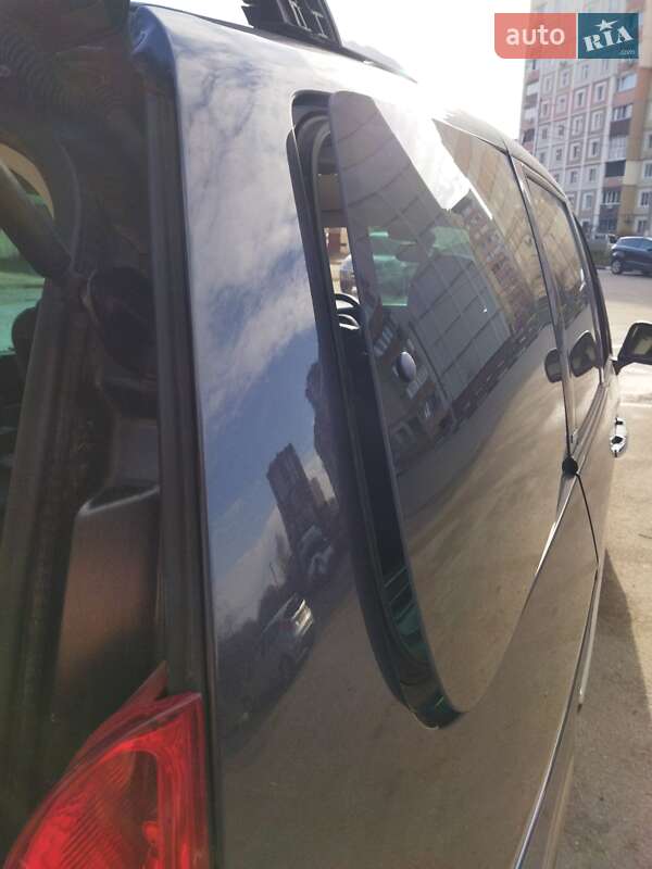 Минивэн Peugeot 807 2010 в Харькове