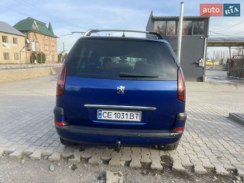 Минивэн Peugeot 807 2006 в Хотине