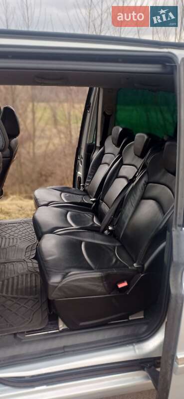 Минивэн Peugeot 807 2009 в Долине