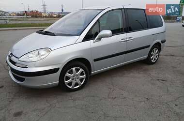Минивэн Peugeot 807 2005 в 