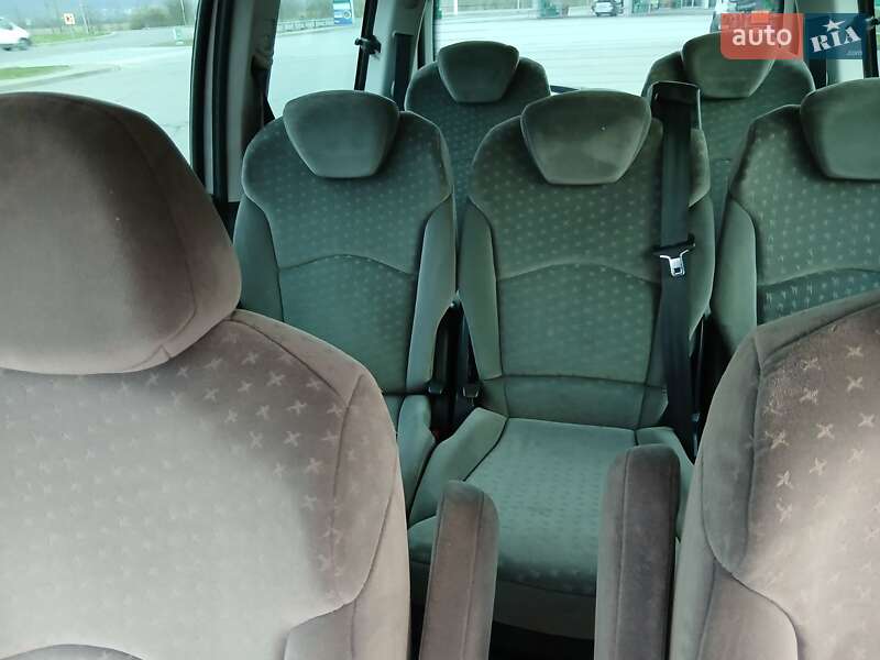 Мінівен Peugeot 807 2005 в Тлумачі