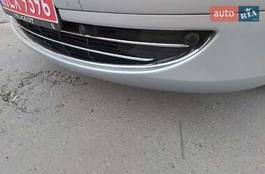 Минивэн Peugeot 807 2011 в 