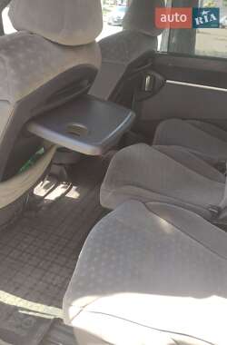 Мінівен Peugeot 807 2004 в 