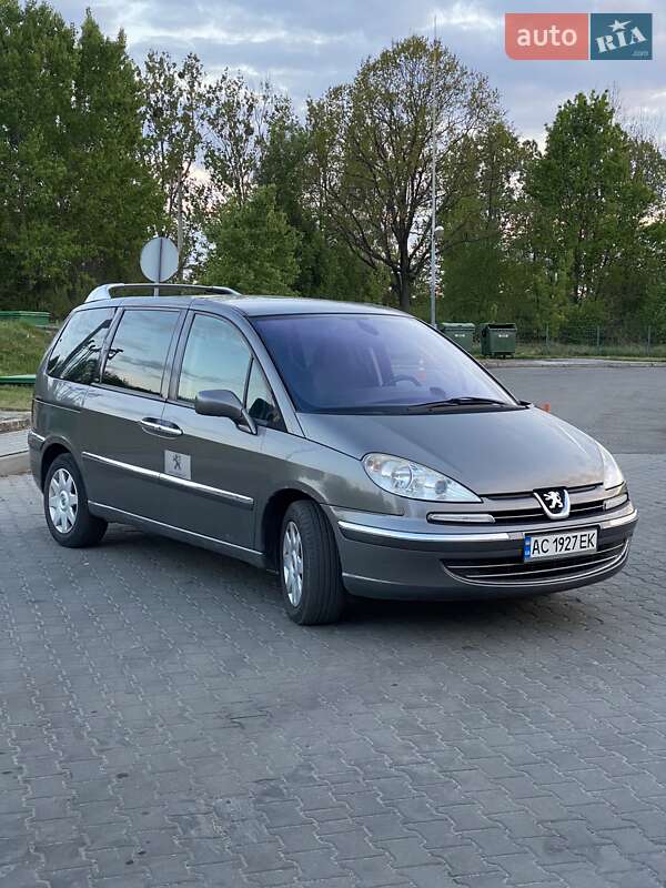 Минивэн Peugeot 807 2008 в 