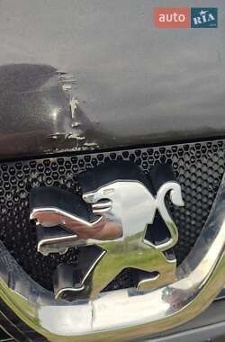 Мінівен Peugeot 807 2011 в 