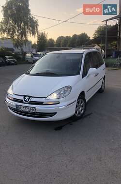 Минивэн Peugeot 807 2013 в 