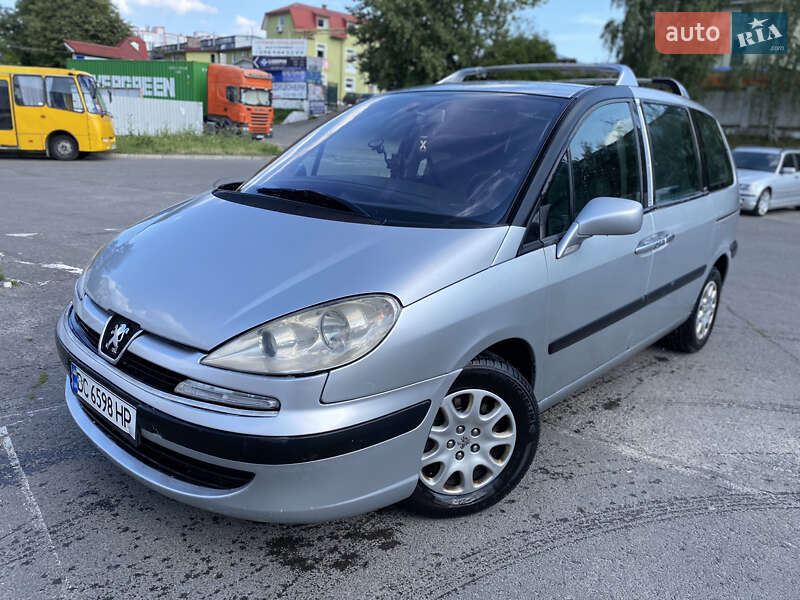 Peugeot 807 2004