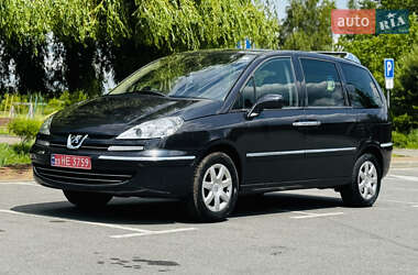Мінівен Peugeot 807 2008 в Здолбуніві