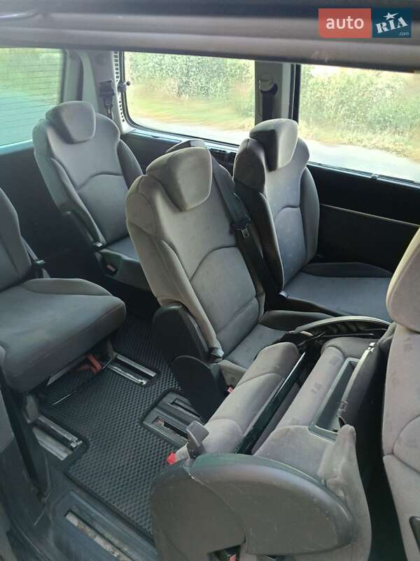 Мінівен Peugeot 807 2003 в Звенигородці